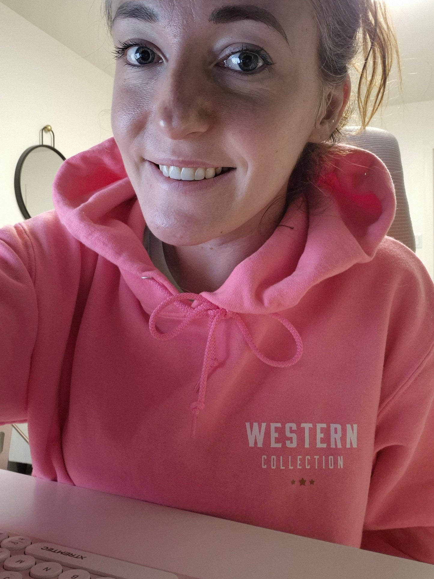 Exclusivité Été 2025 - Hoodie rose