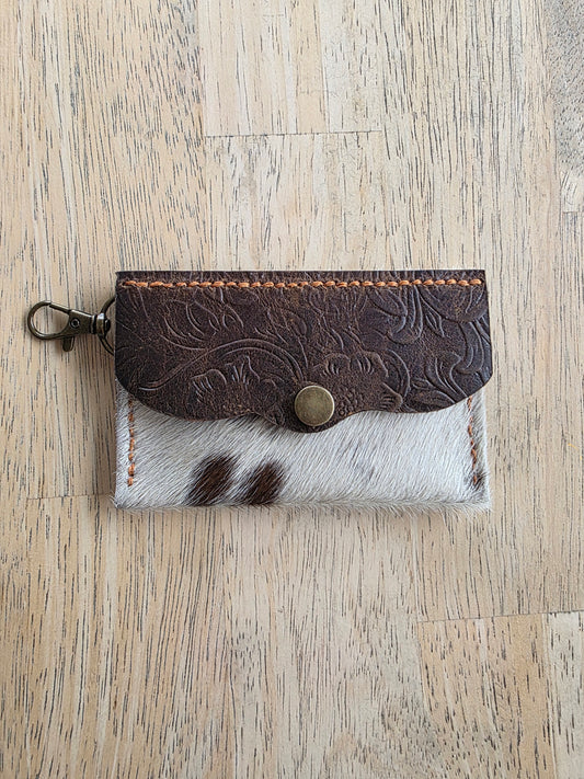 Porte-monnaie cuir de vache et attache-jeans!