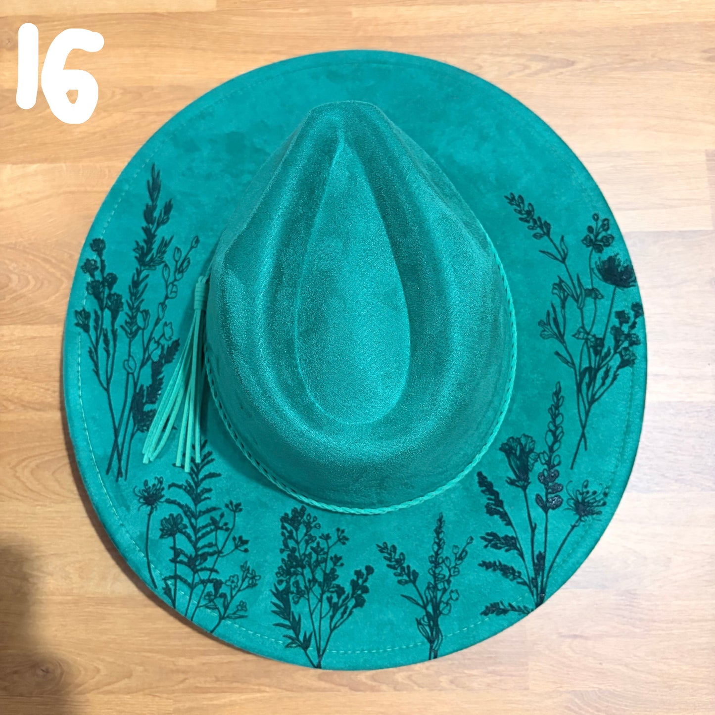 Chapeaux Western Collection