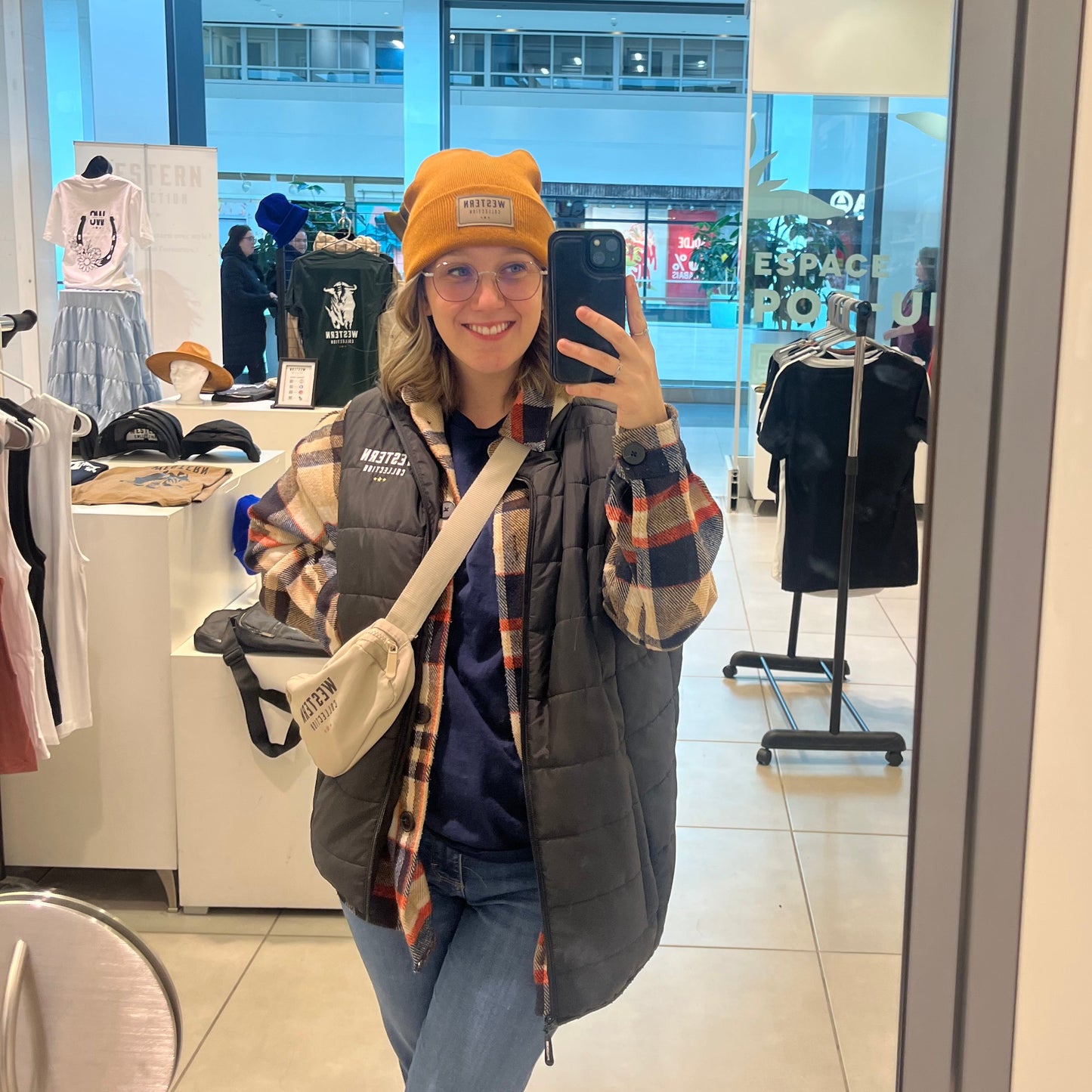 Tuque Western Collection