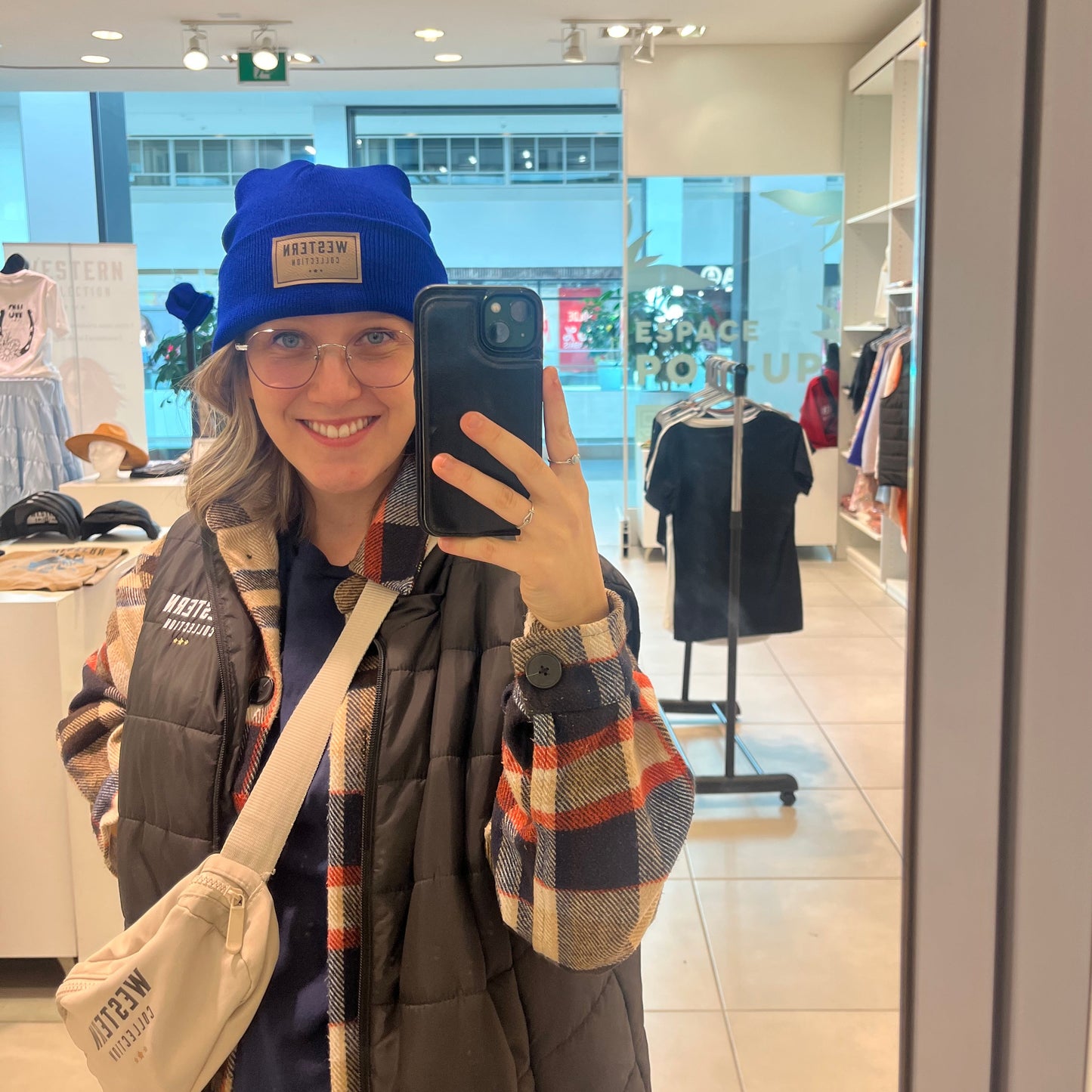 Tuque Western Collection