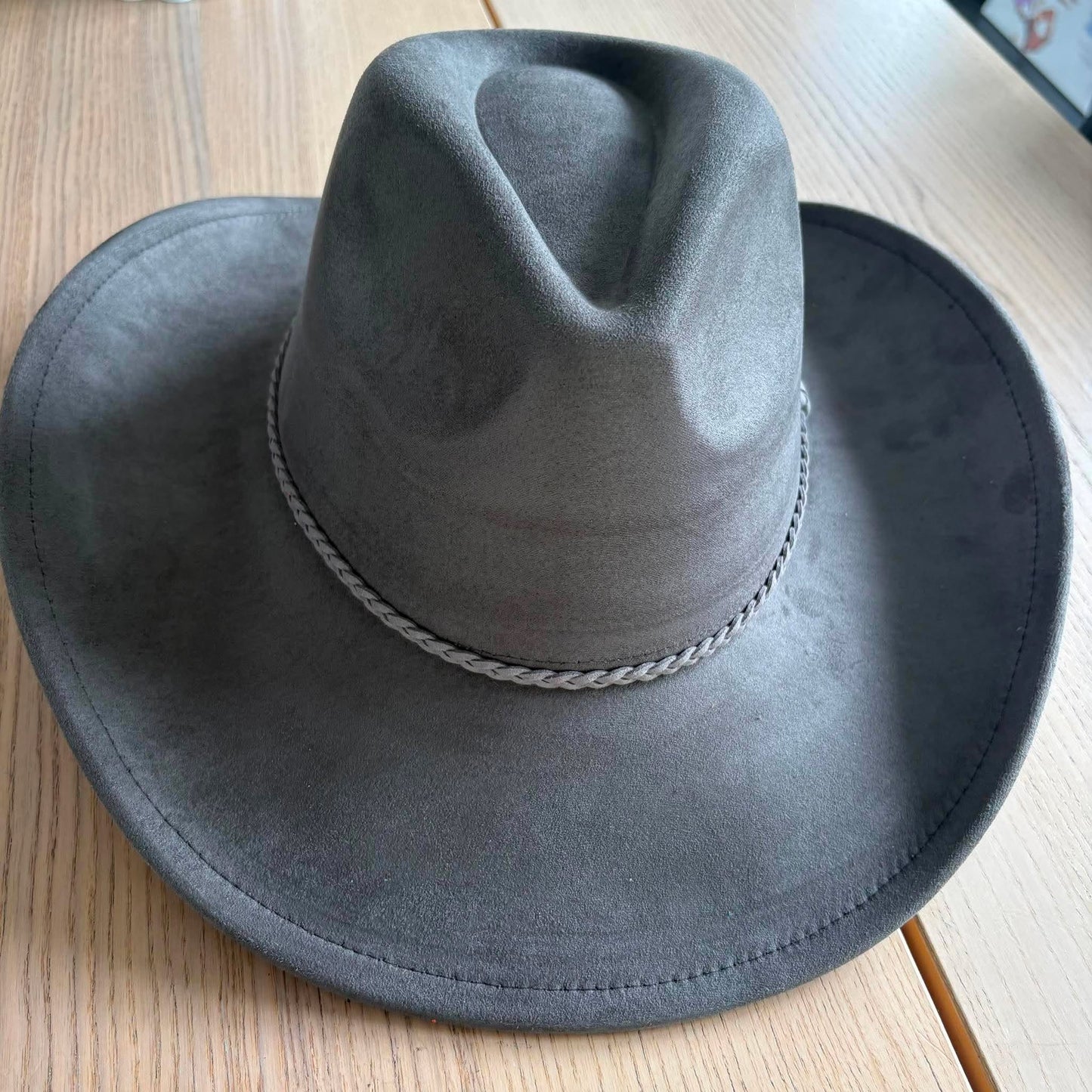 Chapeaux cowboy western unis