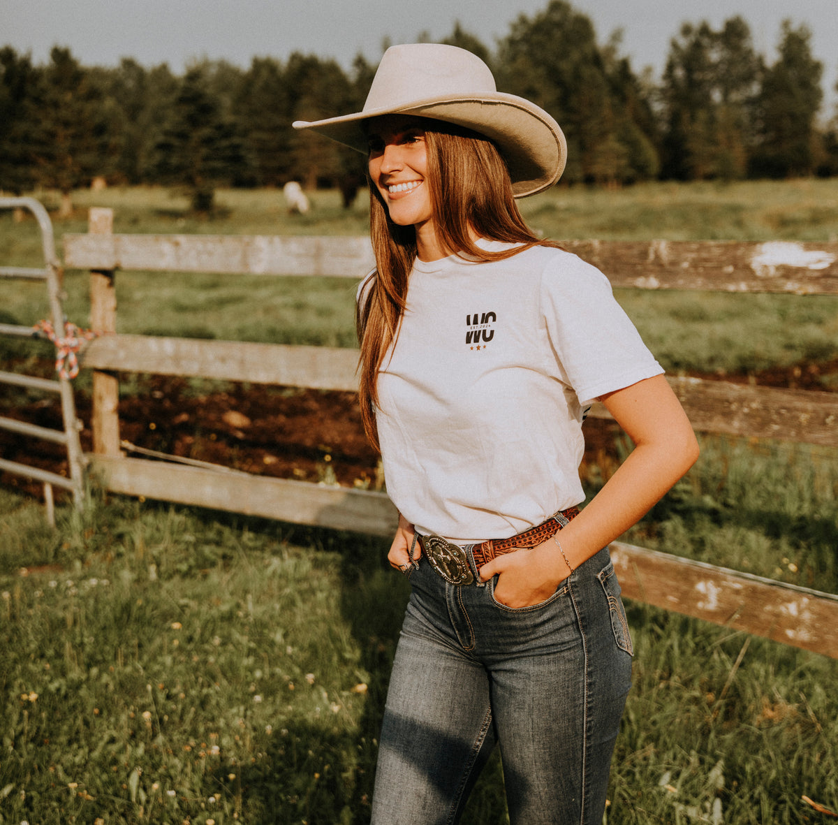 Dusty Road Pickup - T-Shirt