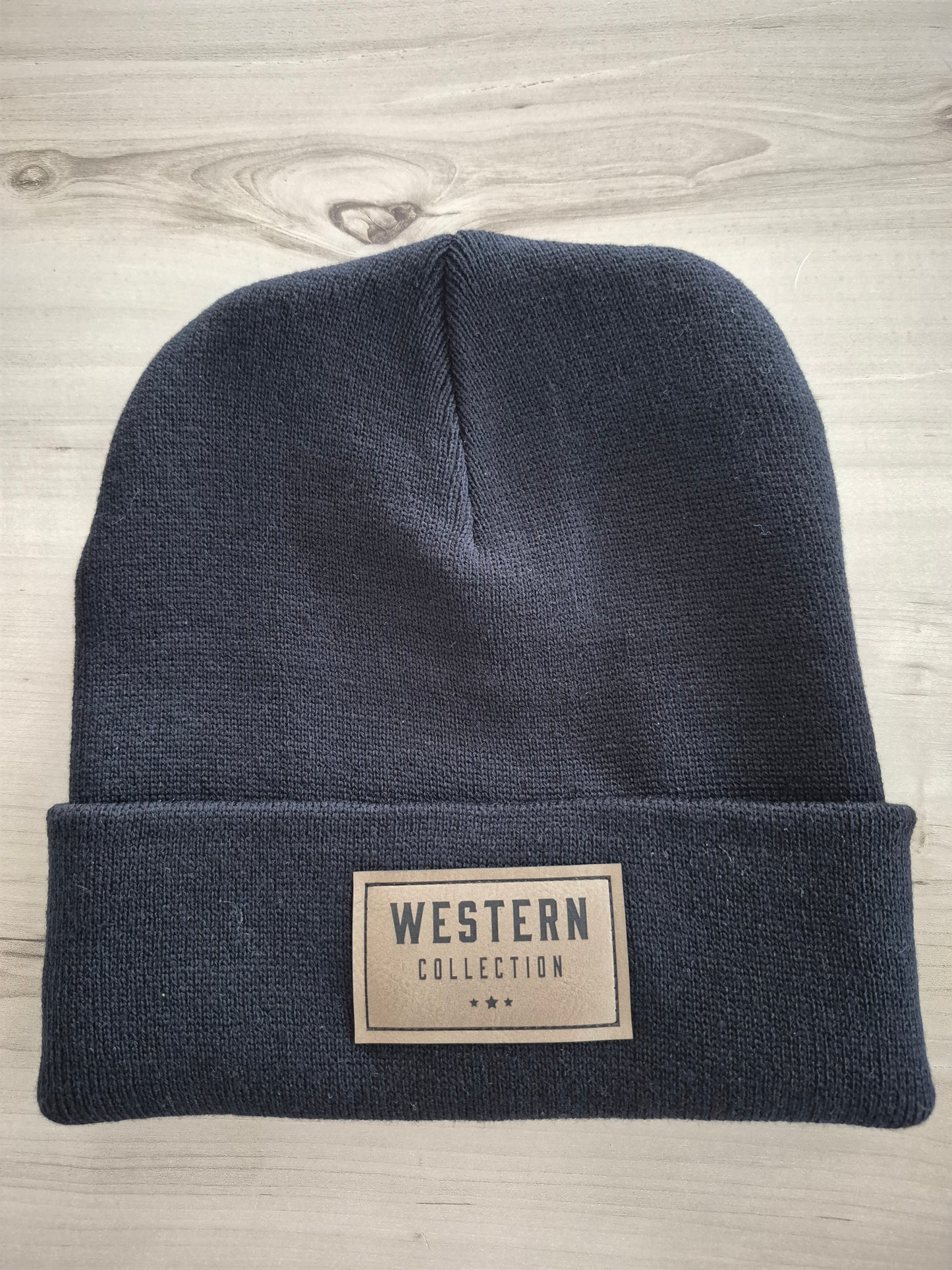 Tuque Western Collection