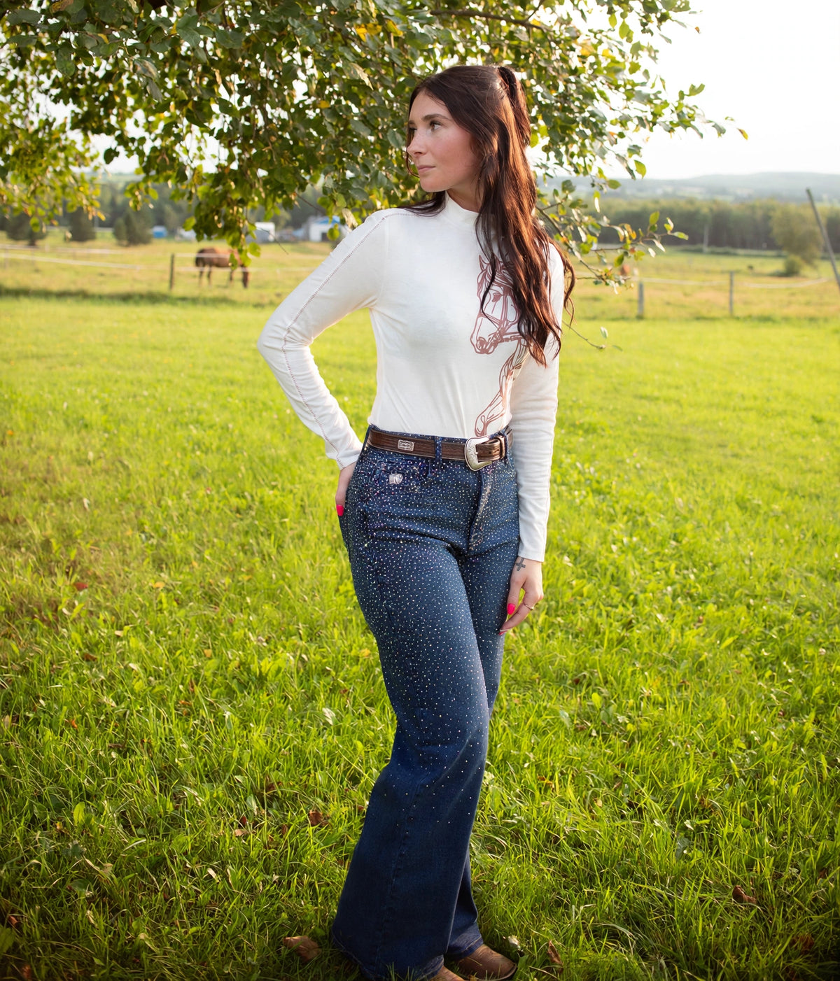 Jean Western Stardust couleur Bleu marine porte, pleine longueur